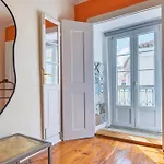 Whome Prime Location Apt With Authentic Lisbon Charm *