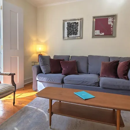 Whome Prime Location Apt With Authentic Lisbon Charm