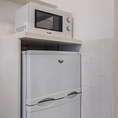 Appartamento Charm & Class 2bdr By Lovelystay