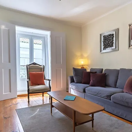 Whome Prime Location With Authentic Charm * Lisboa