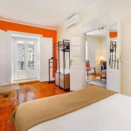 Whome Prime Location With Authentic Charm