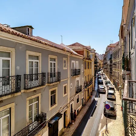 Whome Prime Location With Authentic Charm リスボン