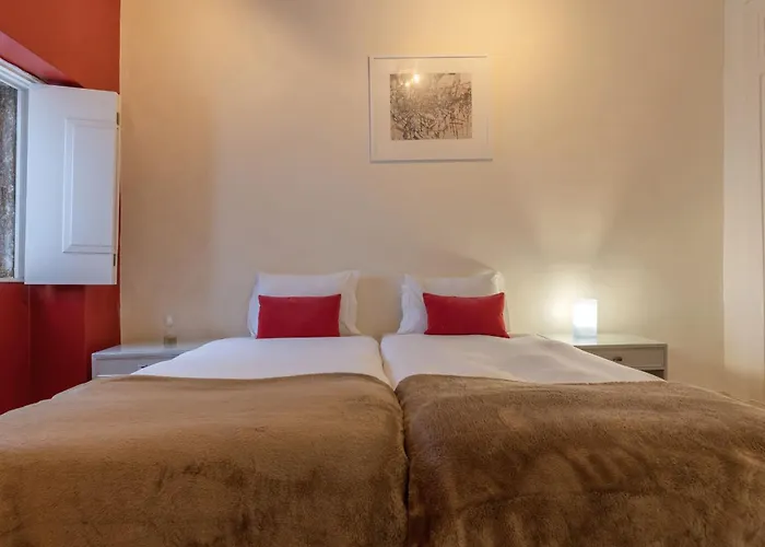 Charm & Class 2bdr By Lovelystay شقة *