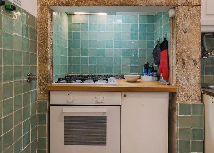 Charm & Class 2bdr By Lovelystay Lisboa