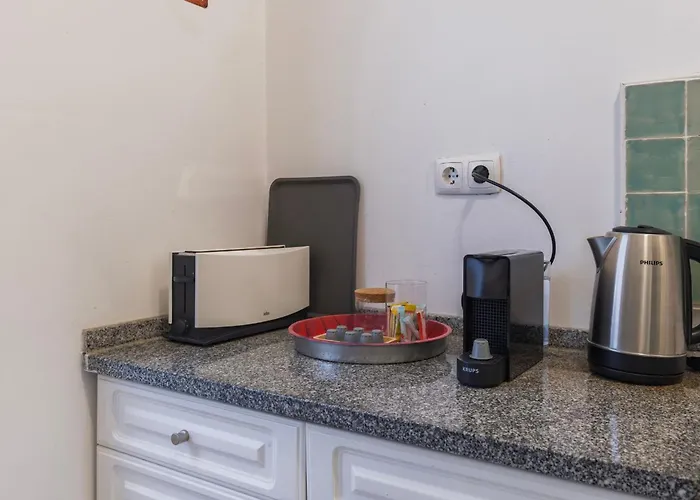 Charm & Class 2bdr By Lovelystay شقة *