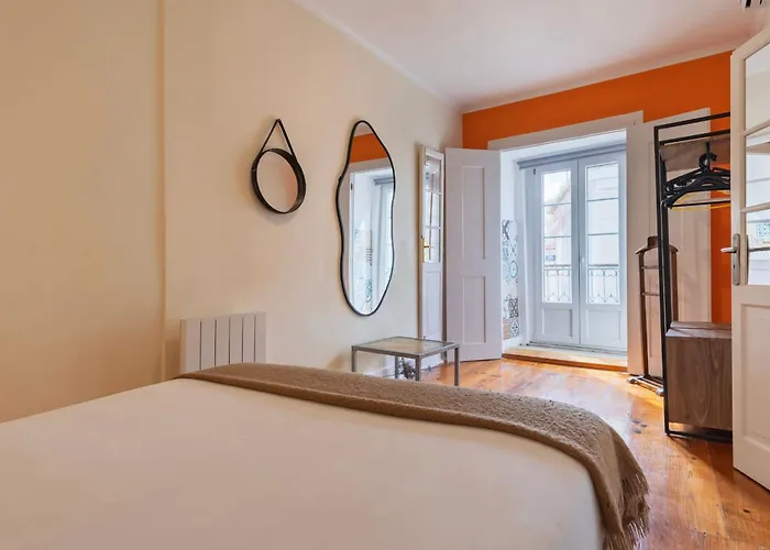 Charm & Class 2bdr By Lovelystay شقة