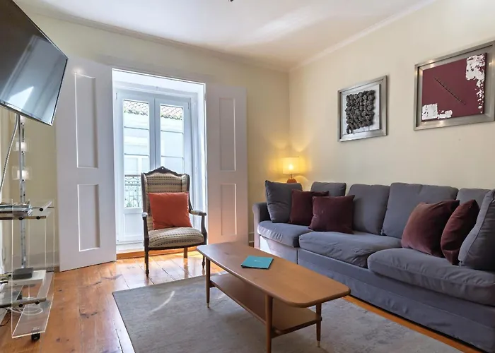 Charm & Class 2bdr By Lovelystay * Lisboa