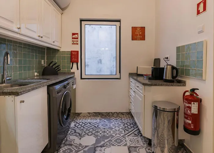 Charm & Class 2bdr By Lovelystay شقة Lisboa